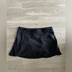 Lululemon black tennis skirt